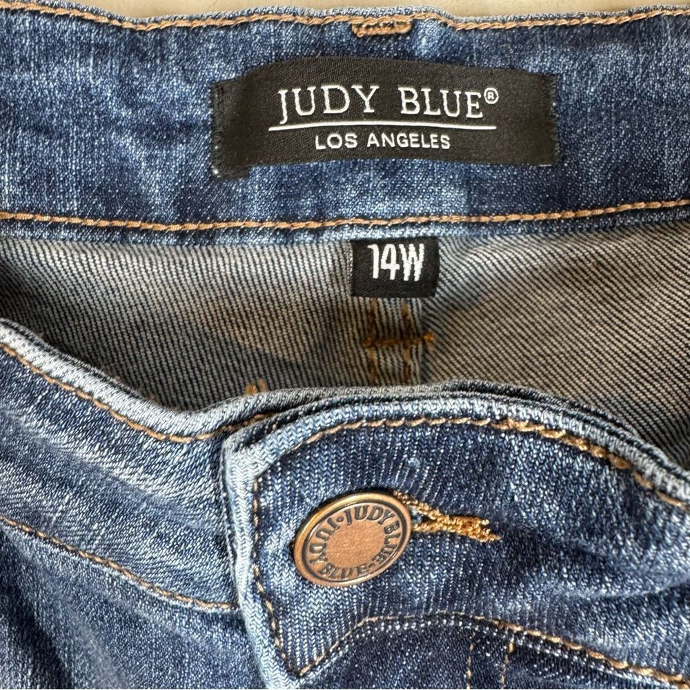 Judy Blue Cropped Wide Leg Jeans Stretch Denim Distressed Women Size 14 JB88592 - Picture 4 of 9